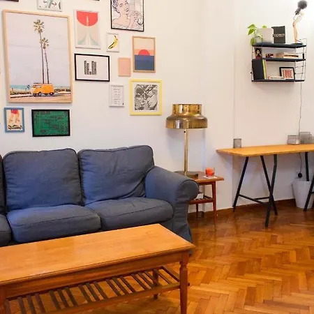 Aristotelous Square Apartment *